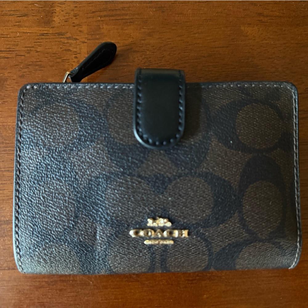 Coach Signature Brown Wallet